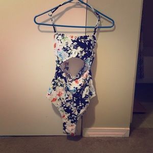 Cupshe Floral Swimsuit Large New w/ Tags